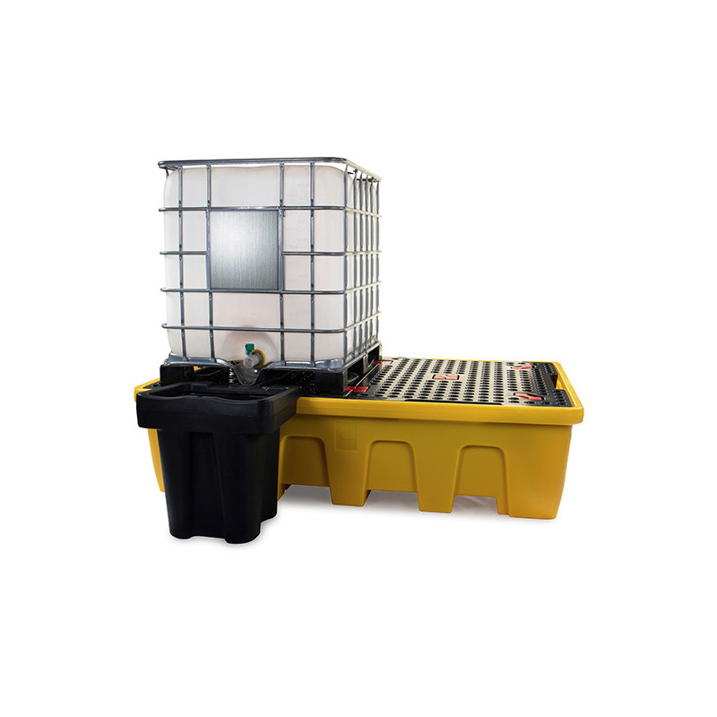 Spill containment tray for 2 1,000-liter tanks with grating