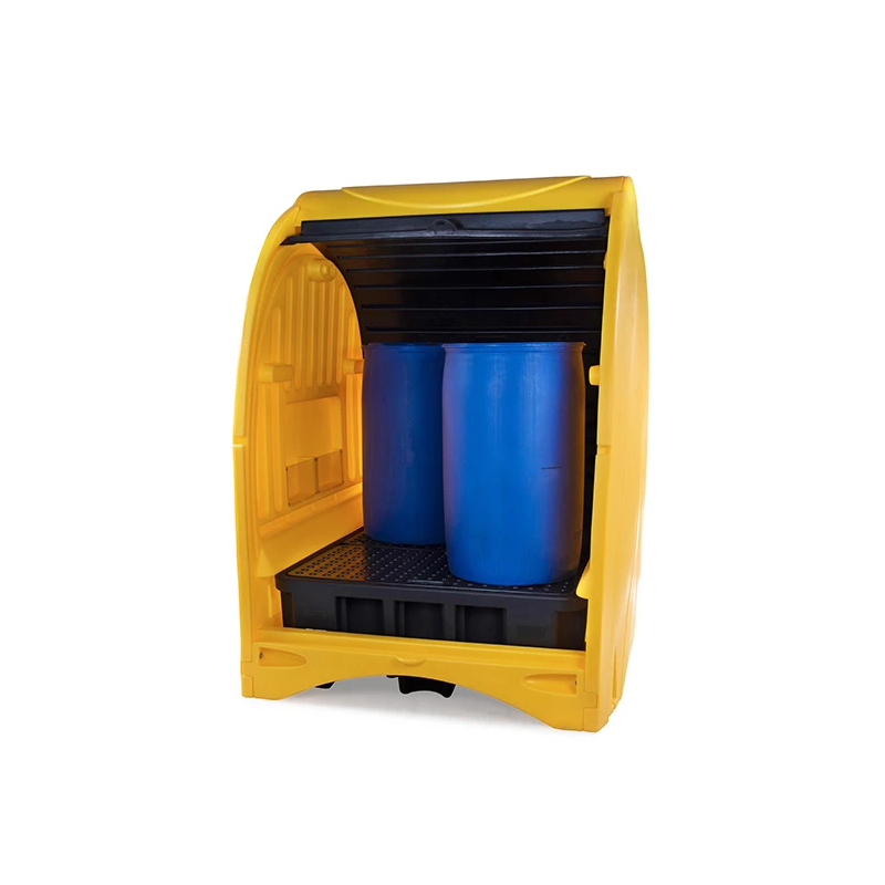 Enclosed spill containment tray for 4 drums