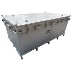 Damaged lithium battery transport case P908