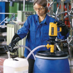 Pump for ALKALINE products—for emptying drums or 1,000-liter IBC tanks
